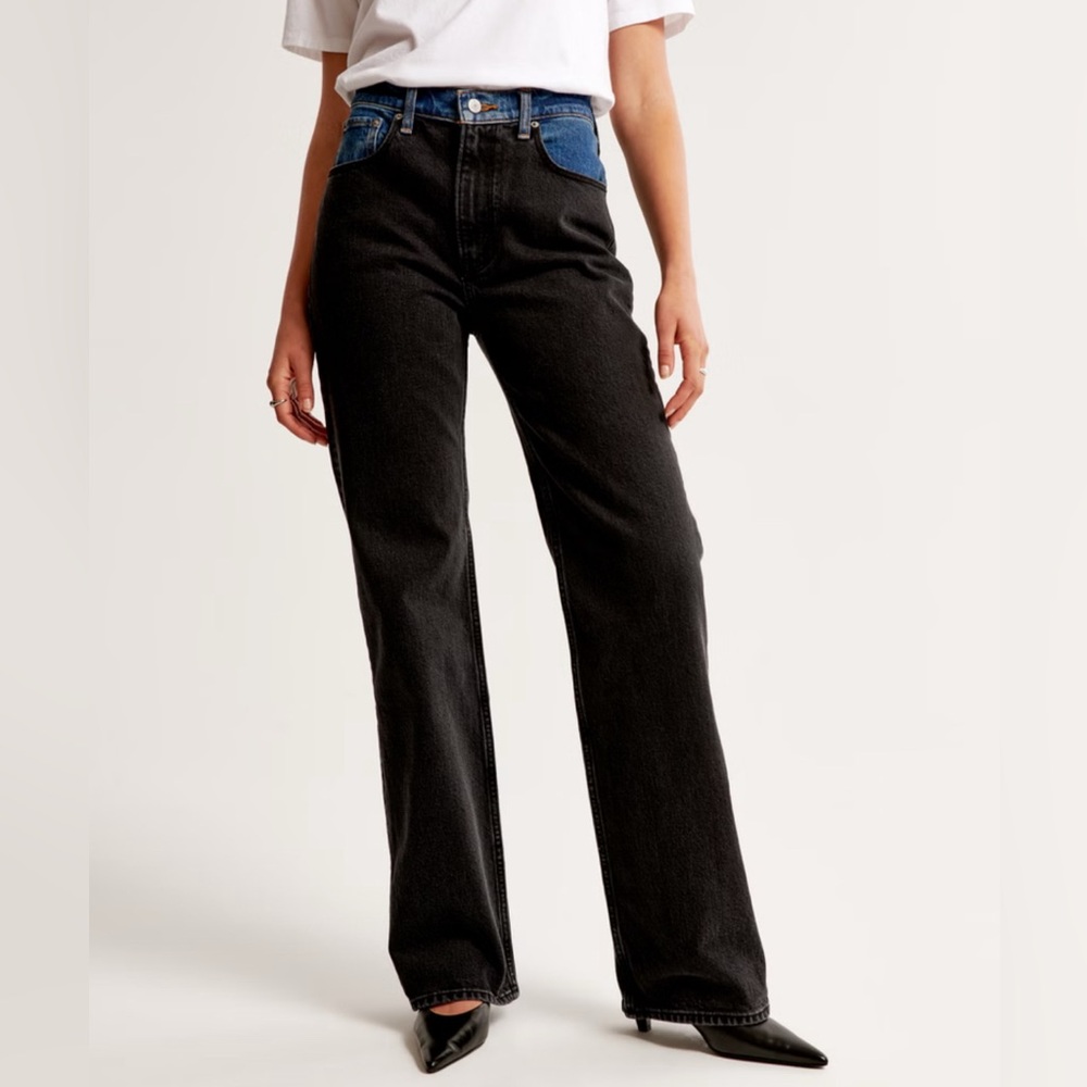 High Rise 90s Black Relaxed Jean w/ Indigo Waistband  
A&F Size 30